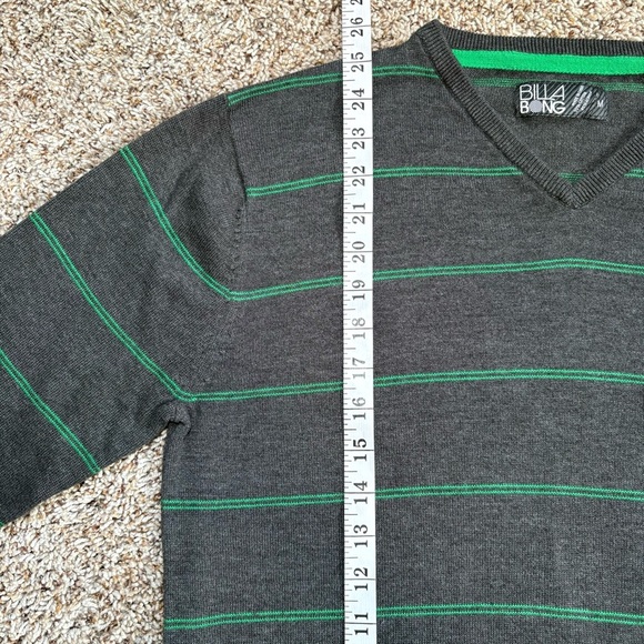 Billabong Men's Lightweight Charcoal Gray Sweater with Green Stripes Size Medium - Picture 7 of 8